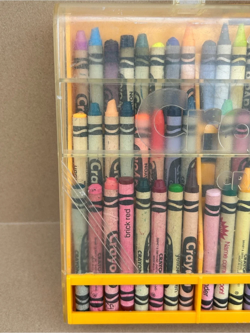 VTG Crayola 72 Crayon Storage Case/ Sharpener Rare Retired Dandelion Nostalgia